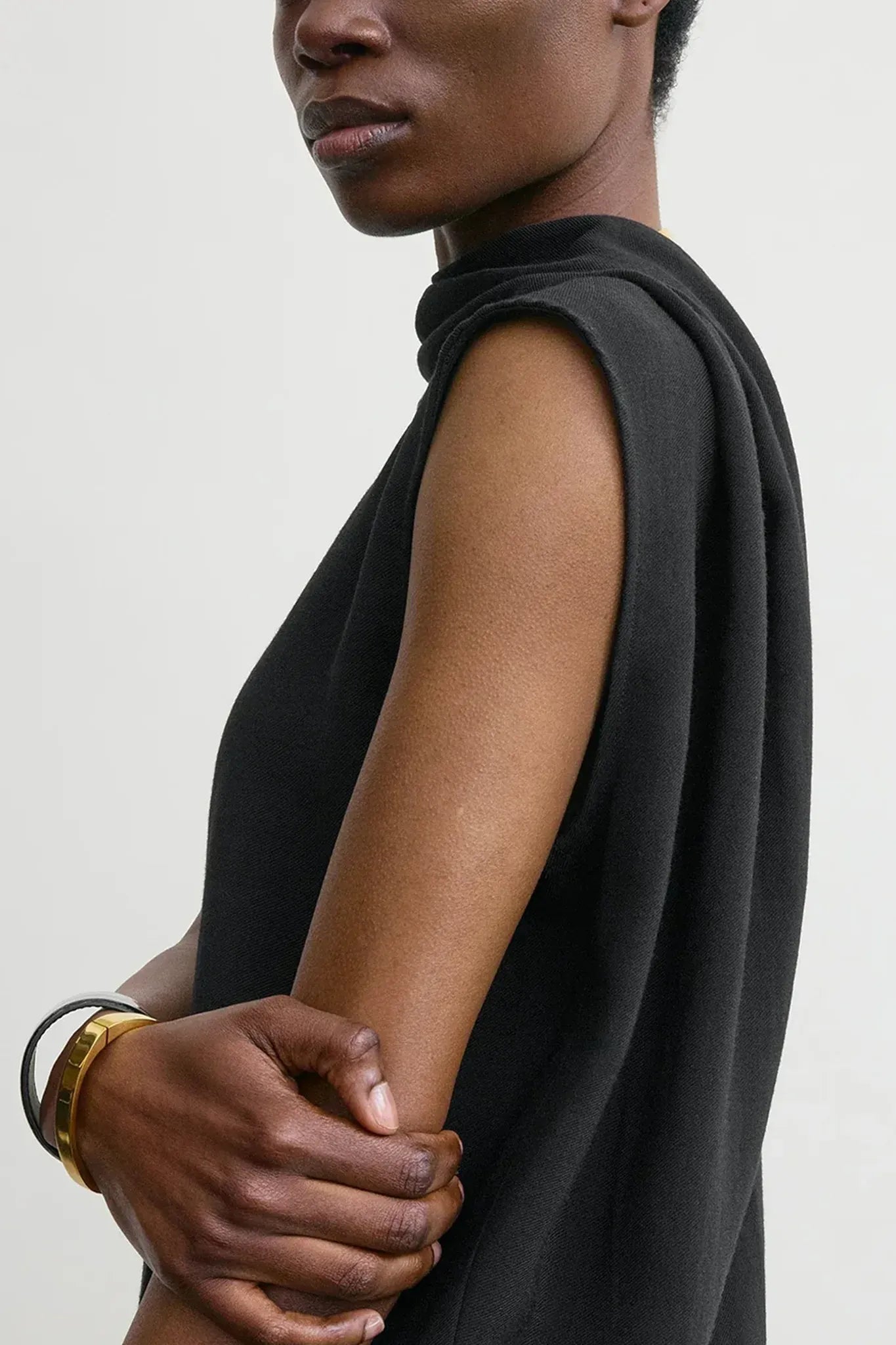 Bluse Cocoon Cape in Black