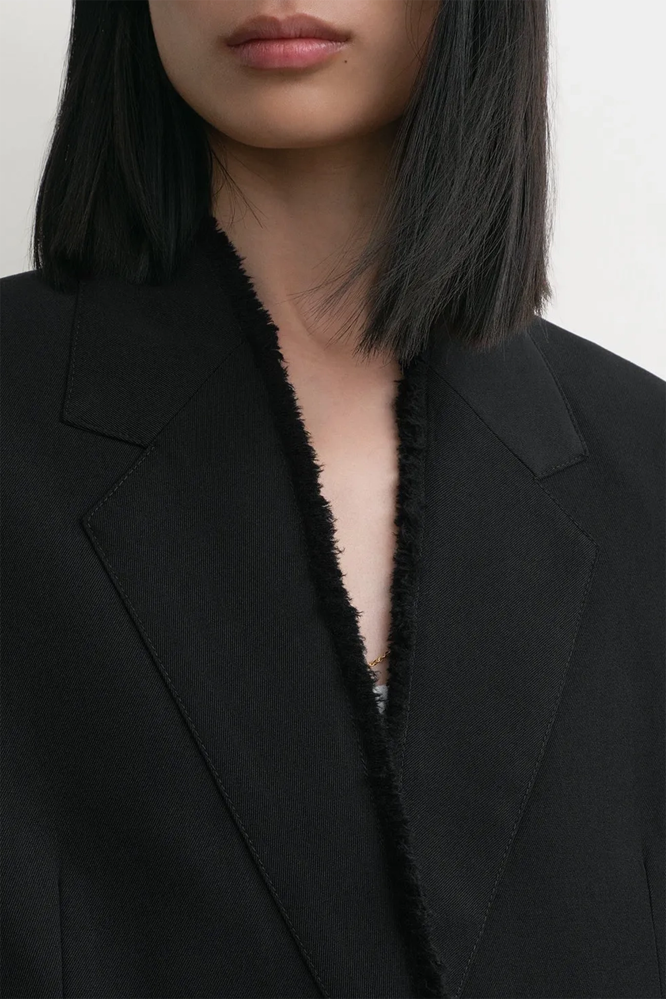Blazer Raw Lapel in Black