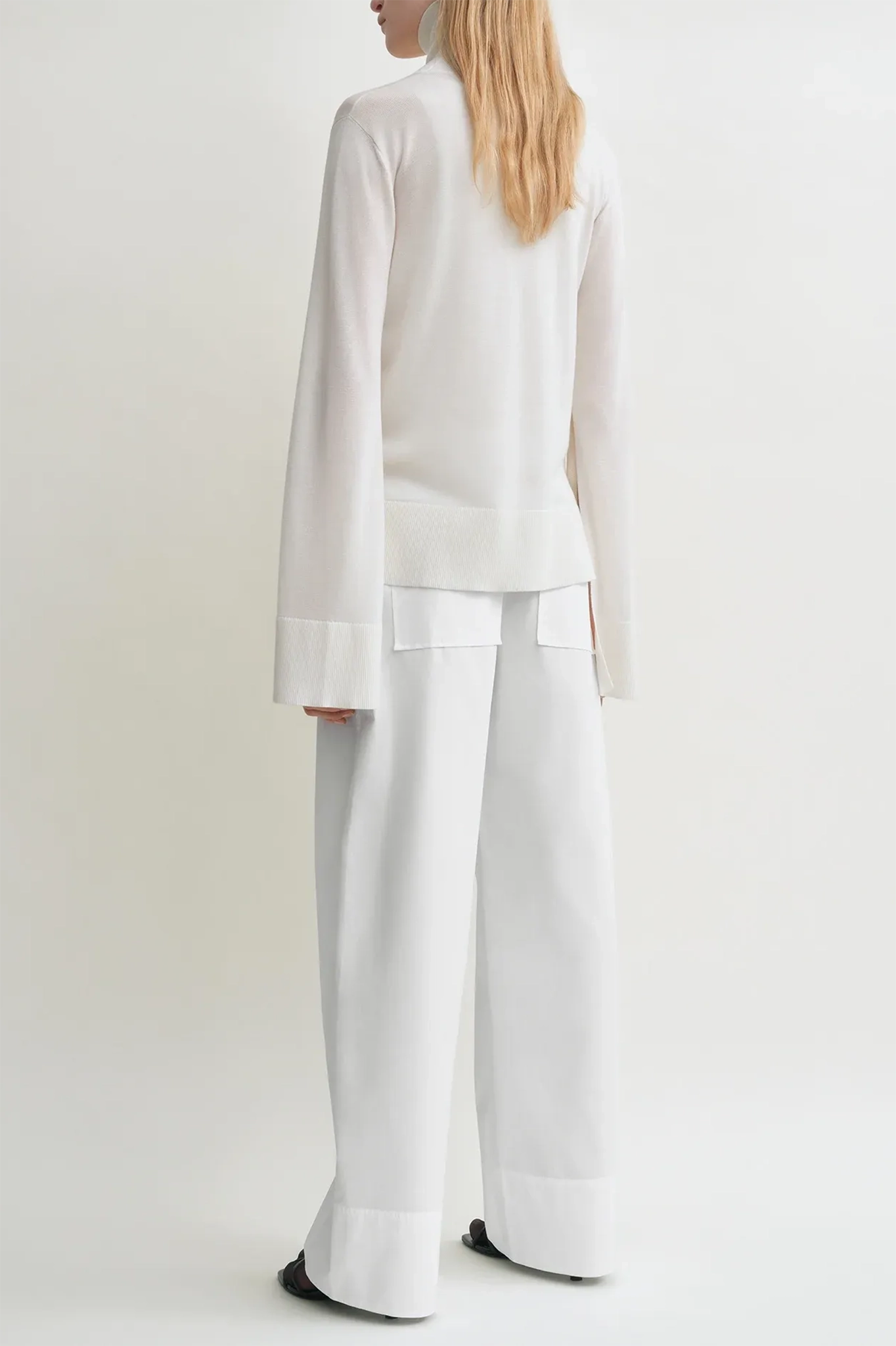 Hose Twisted Seam in White