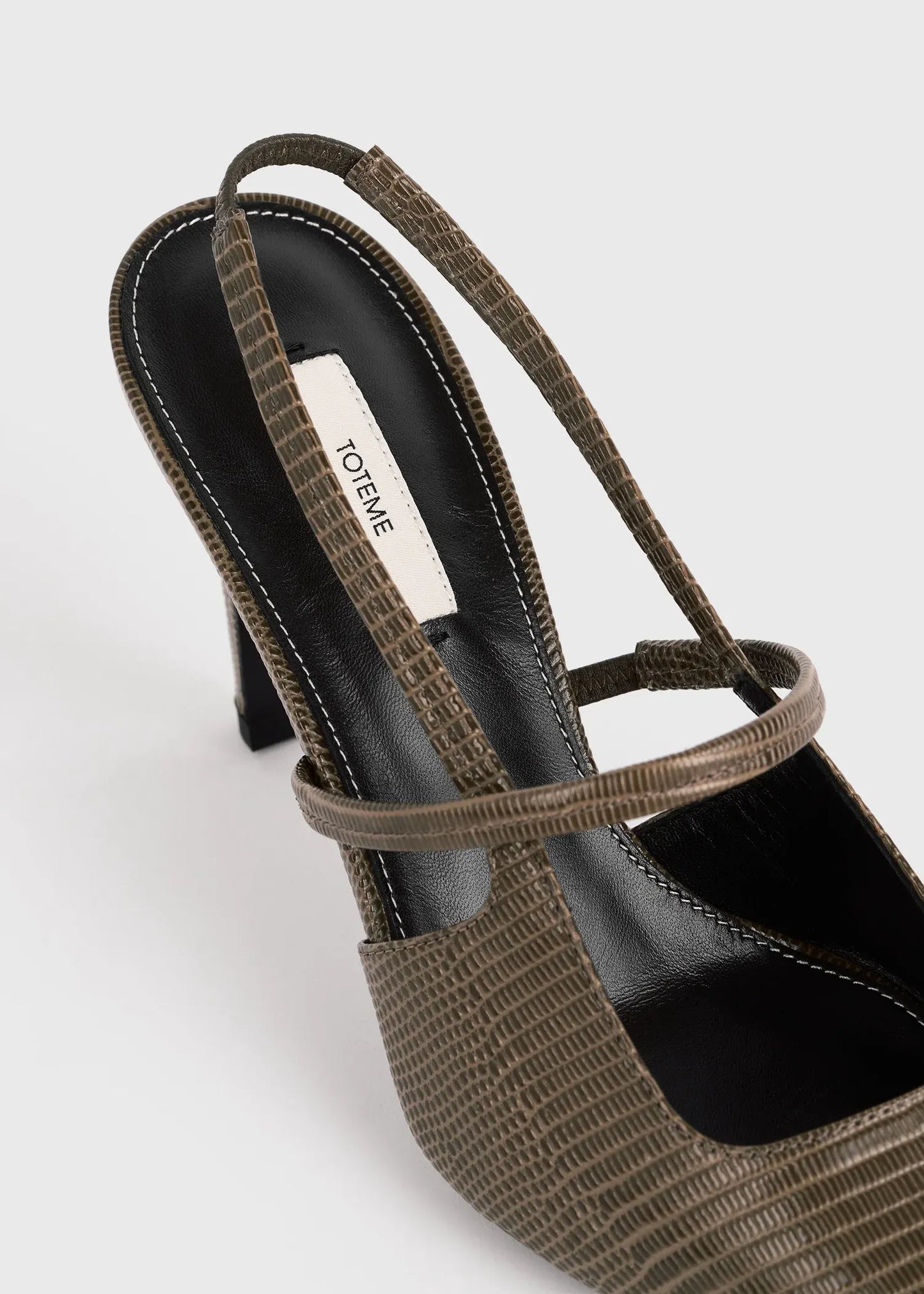 Pumps Lizard Embossed in Dark Olive