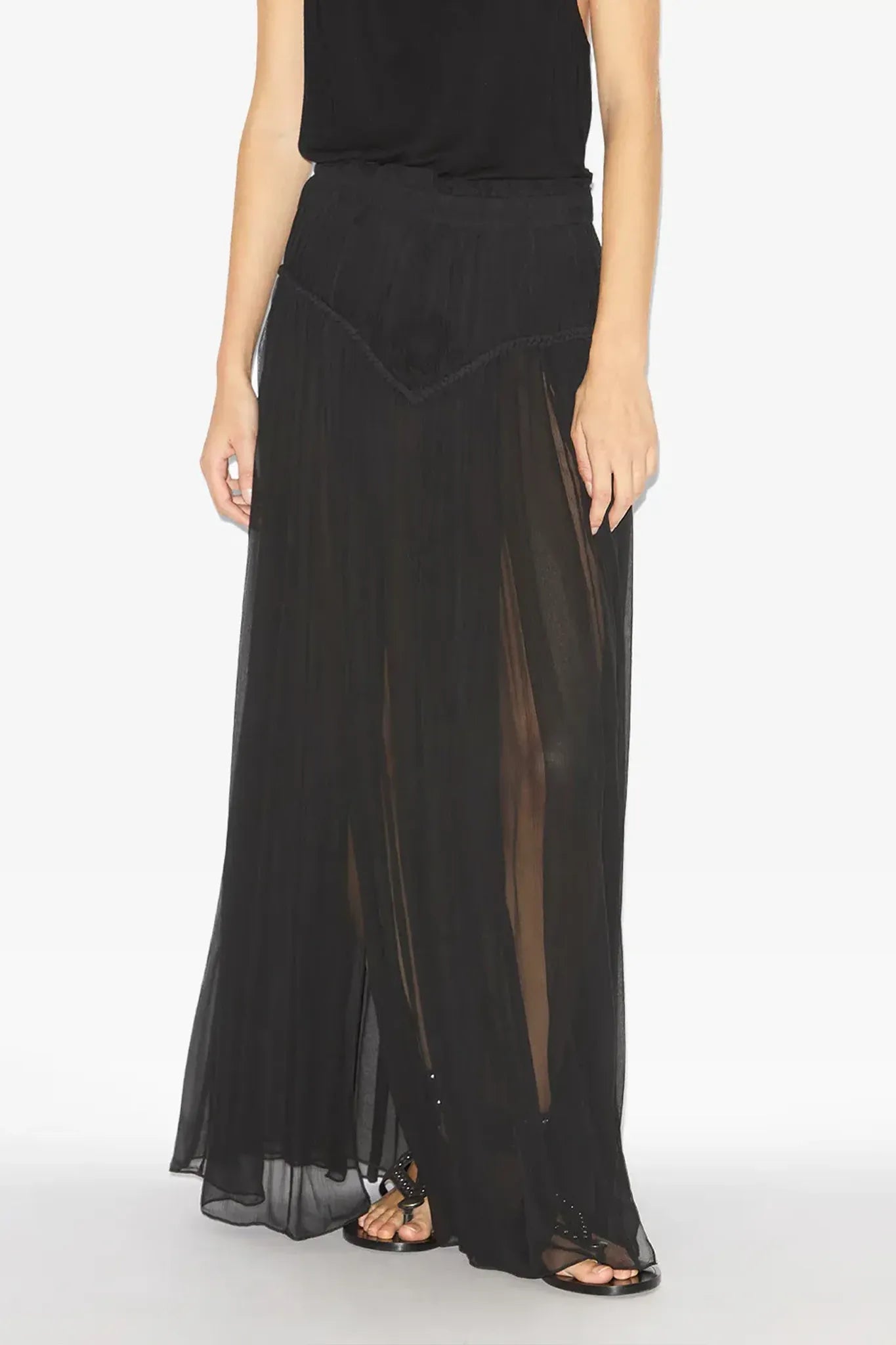 Rock Rolande in Black