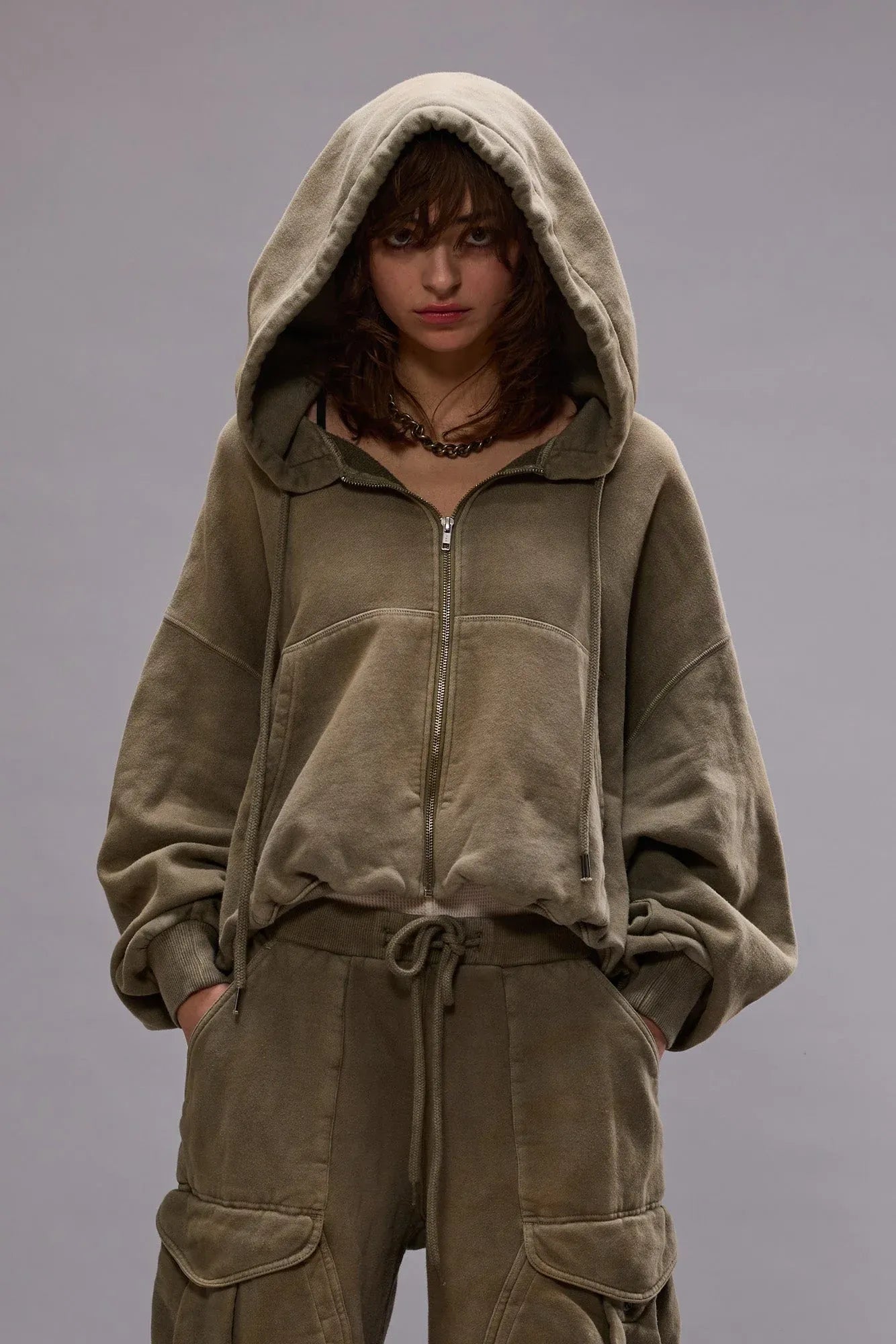 Jacke Balloon Zip-Up Hoodie in Faded Olive