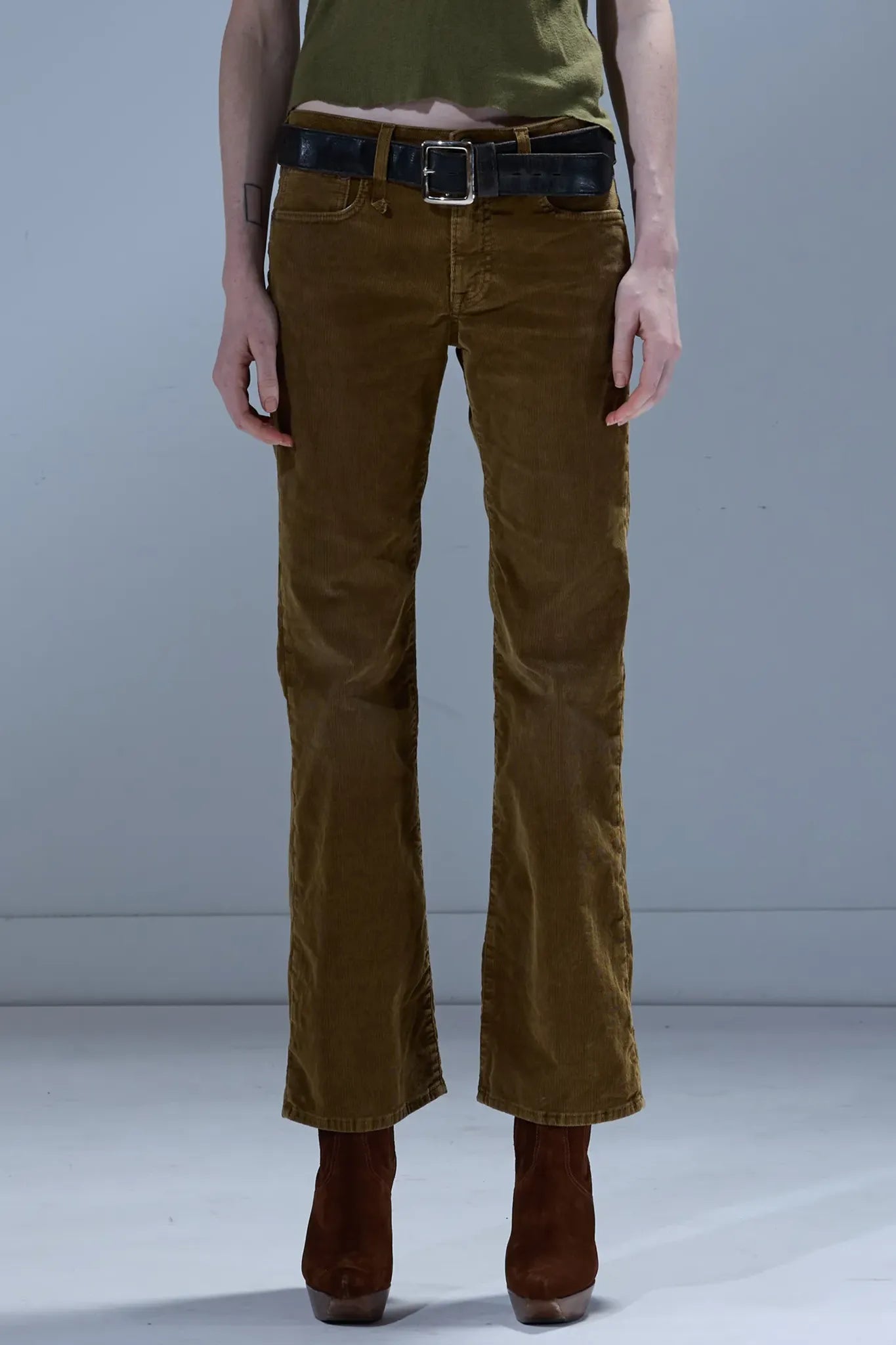 Jeans Joan Kick Flare in Golden Brown Stretch Cord