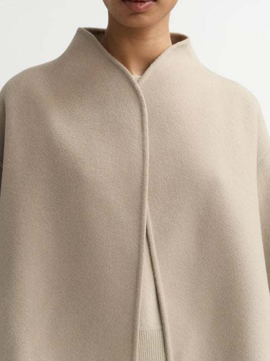 Jacke Short in Dark Sand