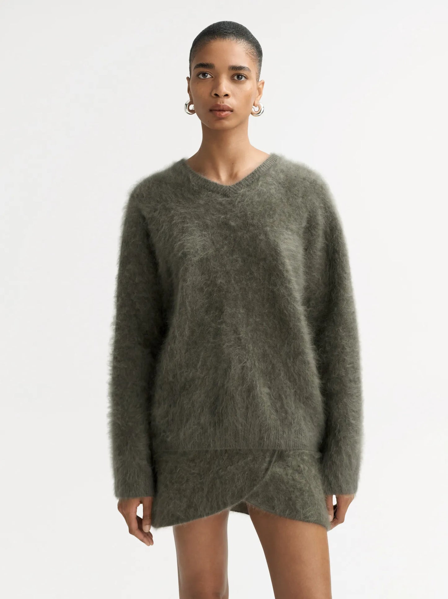 Pullover Brushed V-Neck in Olive