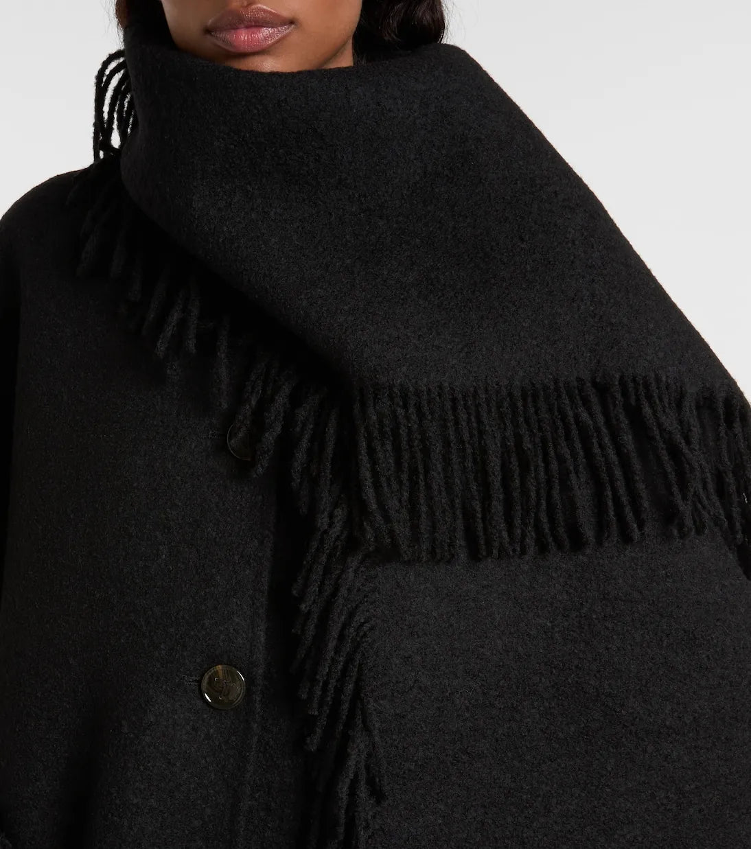 Jacke Fringed Scarf in Black