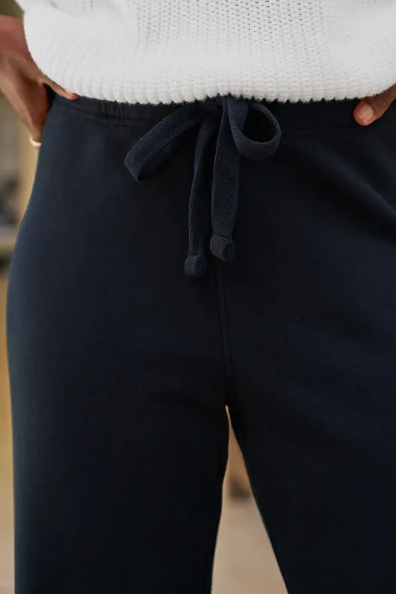 Sweat Hose Catherine in Royal Navy
