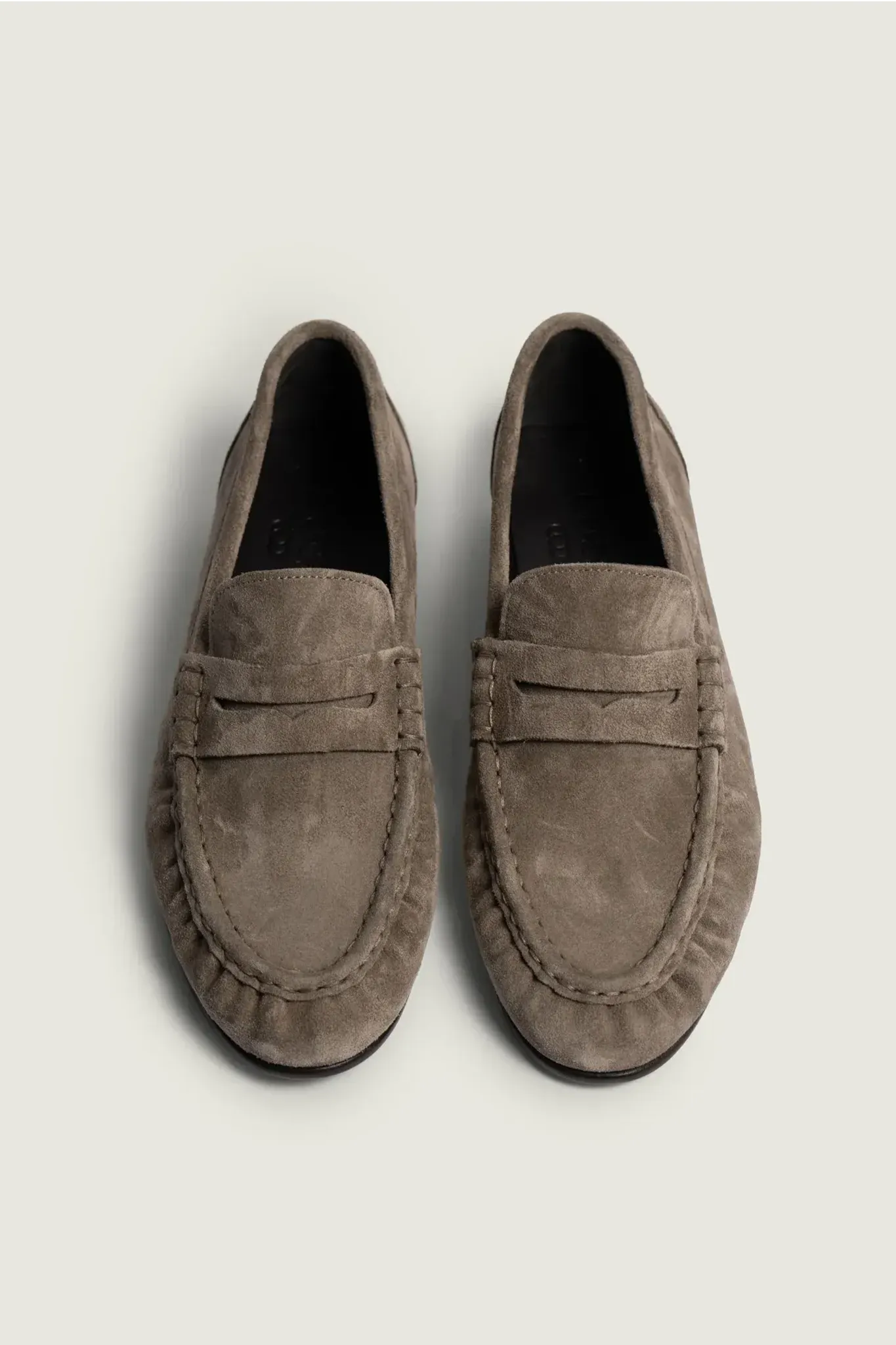 Penny Loafer Wrinkle Suede in Drizzle