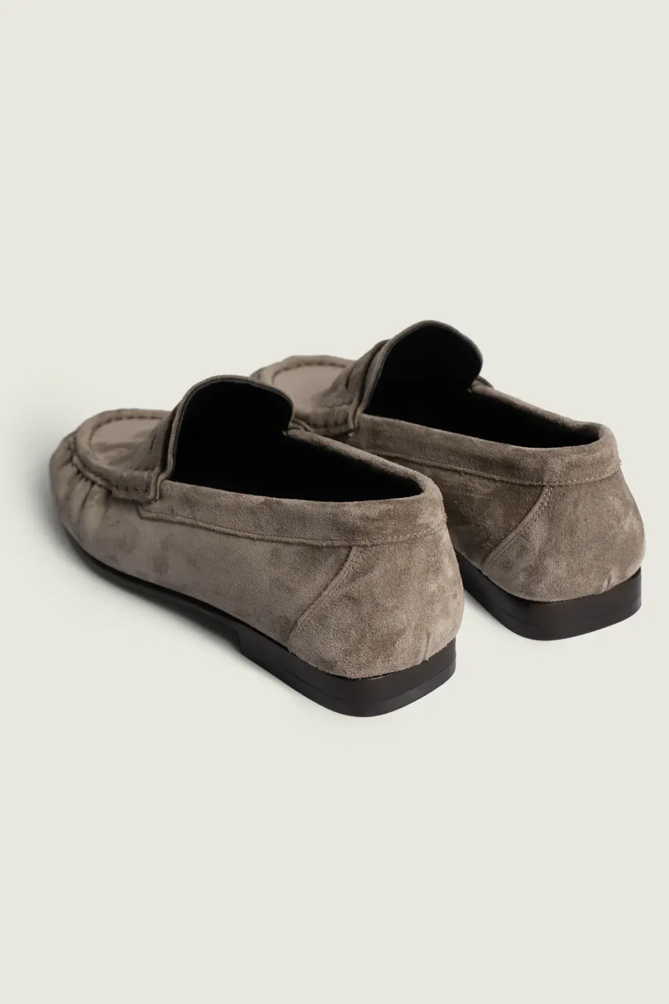 Penny Loafer Wrinkle Suede in Drizzle