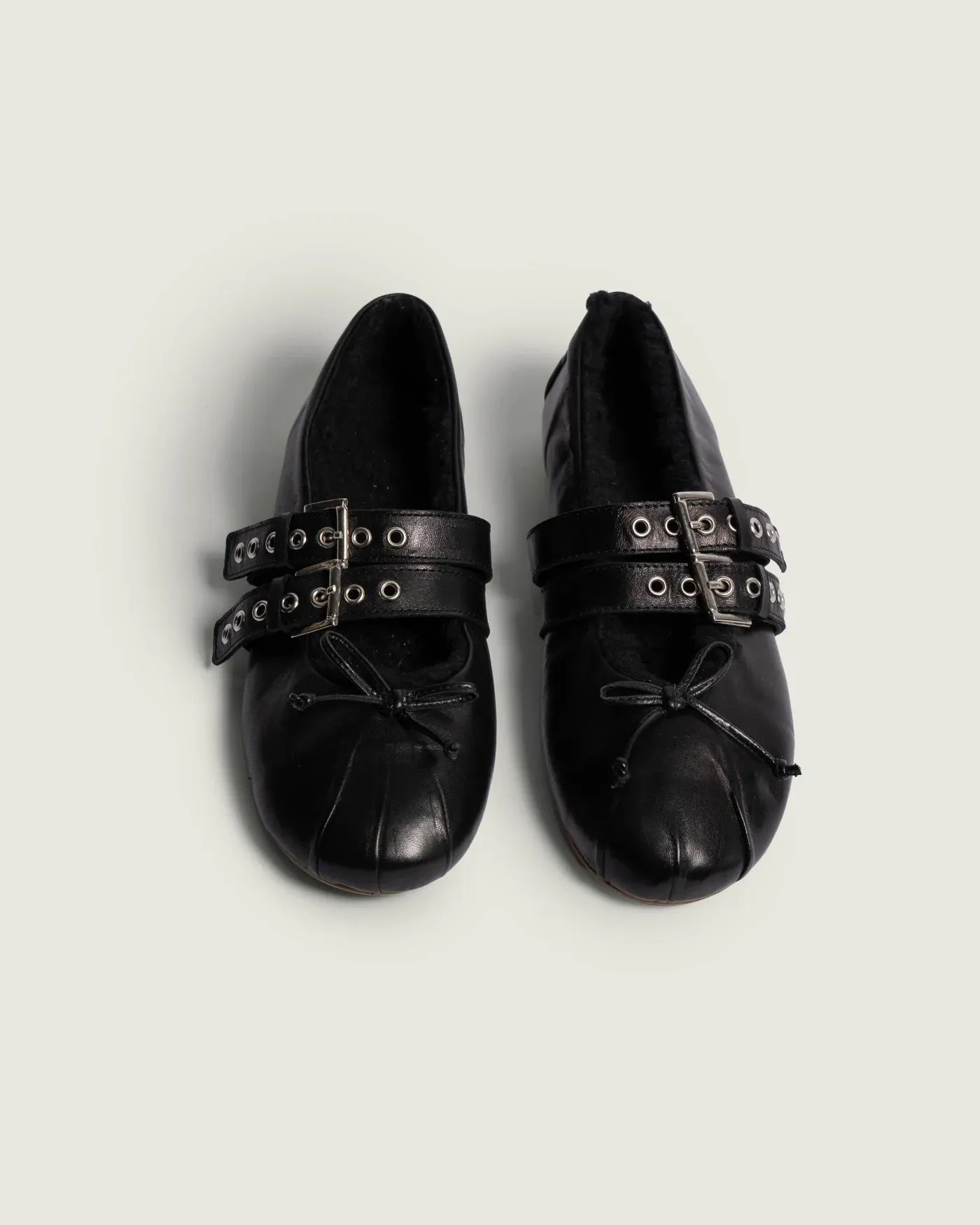 Ballerina Vita Sherling in Black