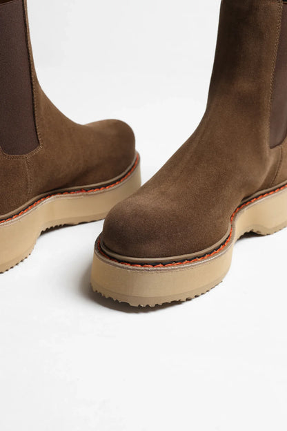 Single Stack Chelsea in Brown Suede