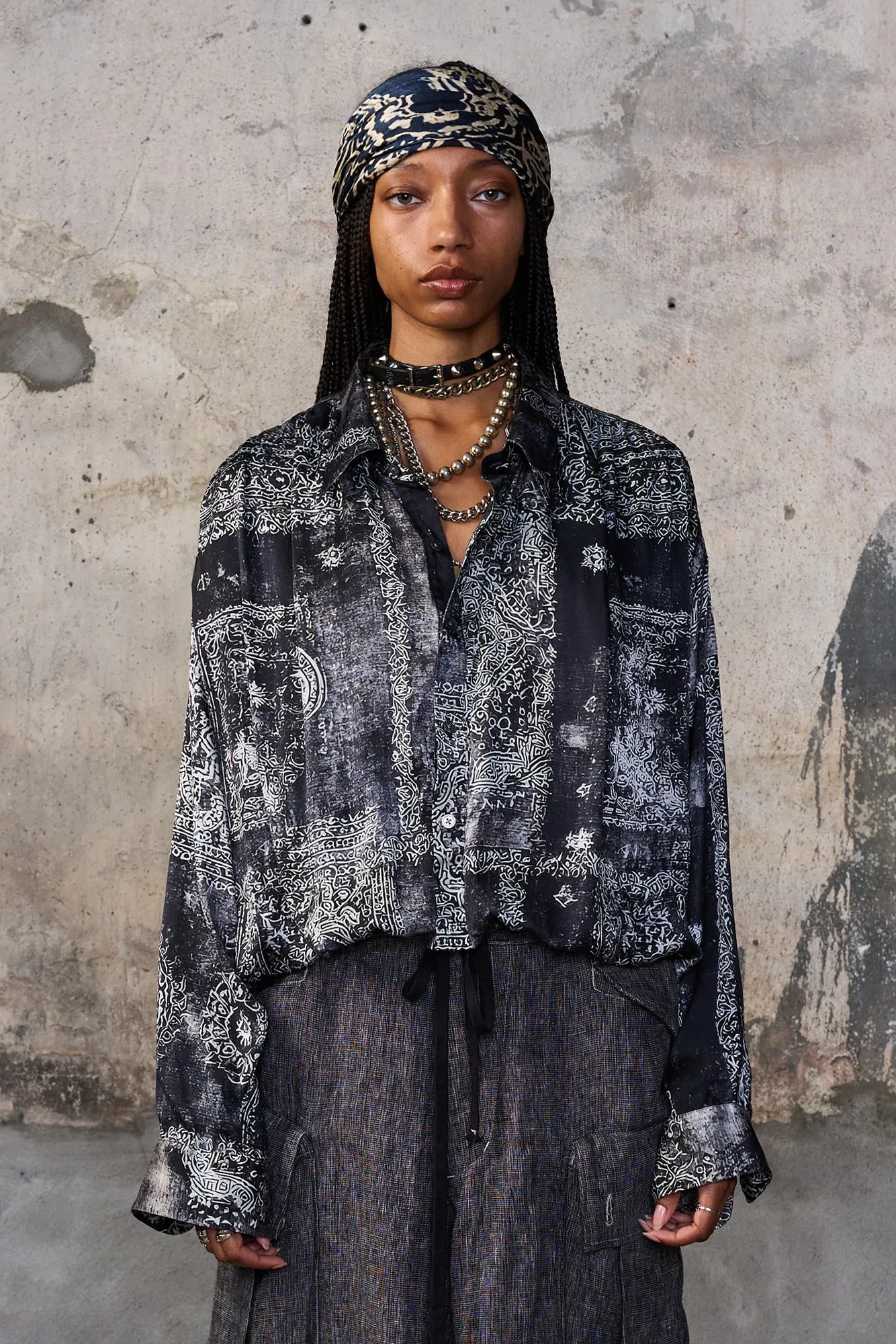 Shirt Bubble in Black Multi Medallion