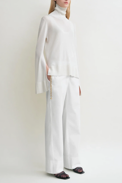 Hose Twisted Seam in White