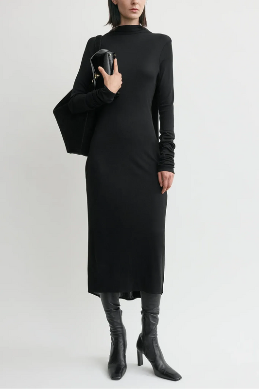Kleid Cocoon Cape in Black