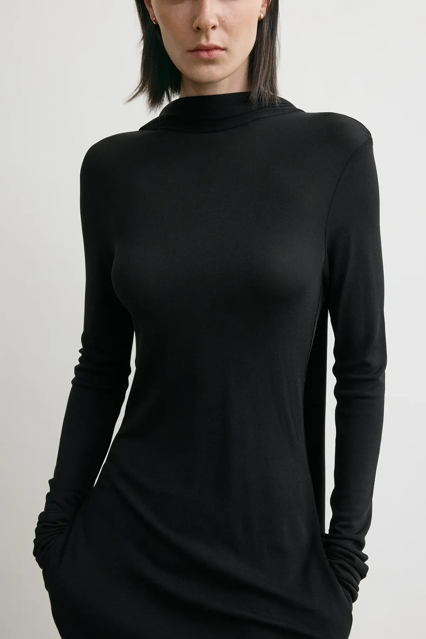 Kleid Cocoon Cape in Black
