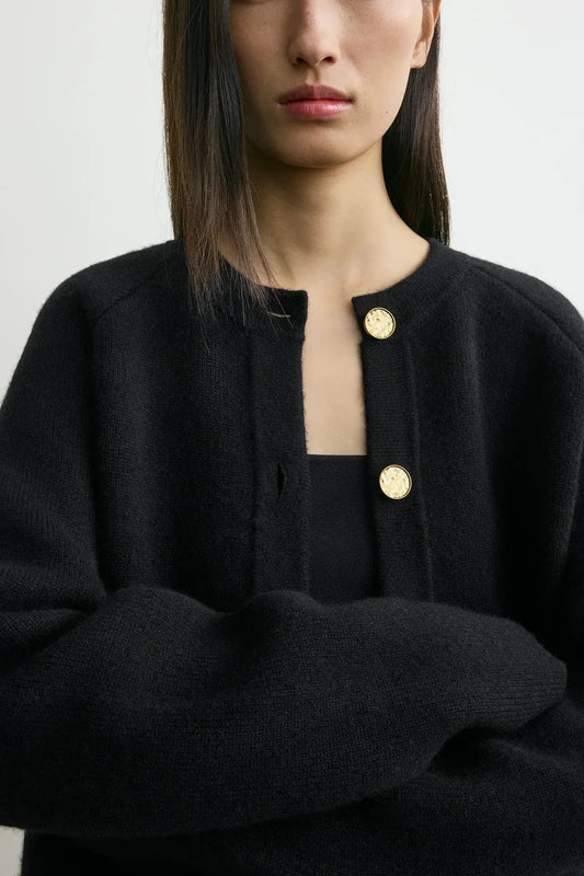 Cardigan Hammered Button in Black