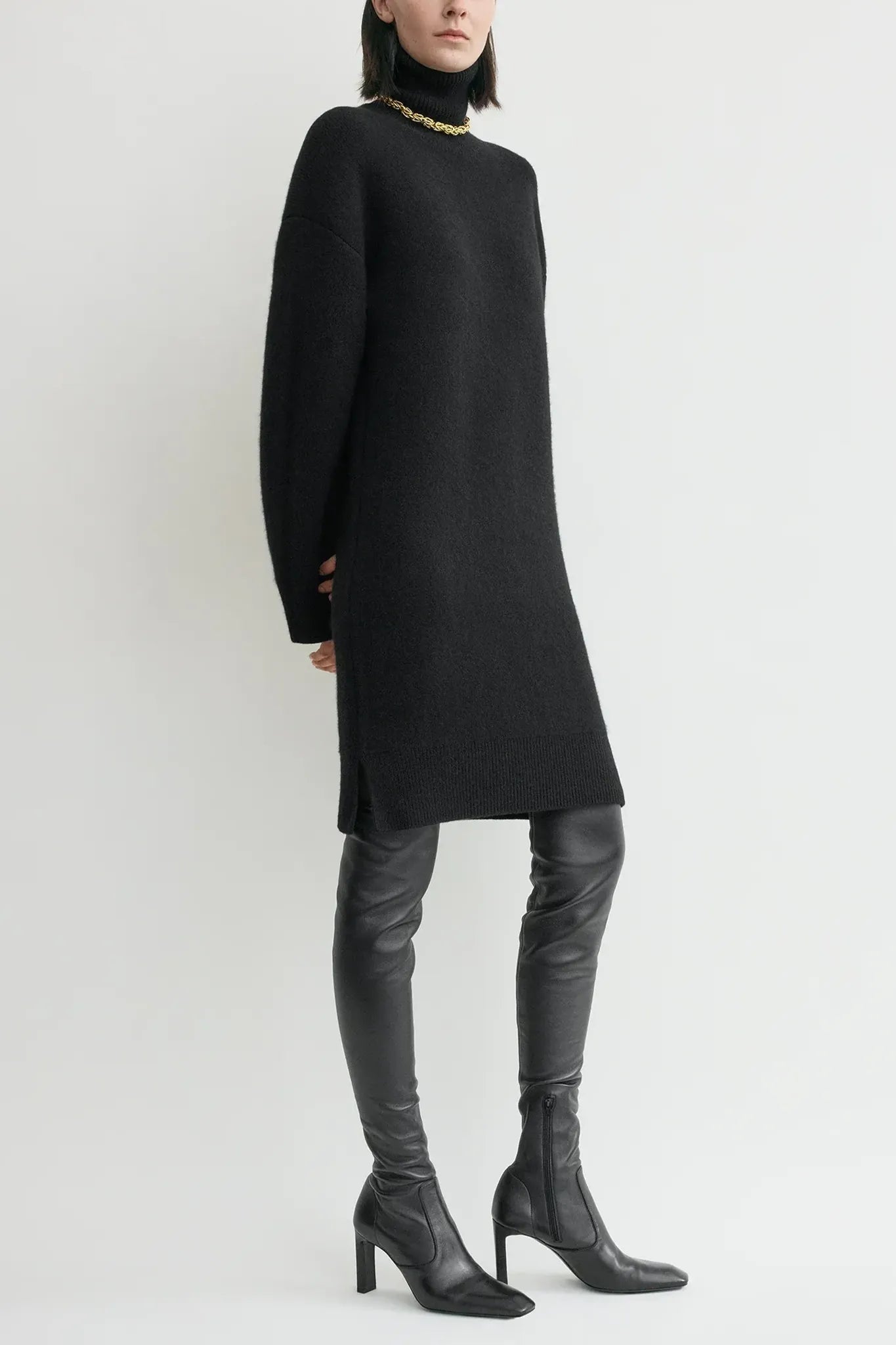 Kleid Broad Turtleneck in Black