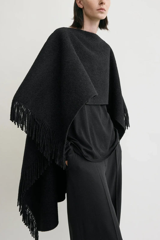 Poncho Fringe in Black