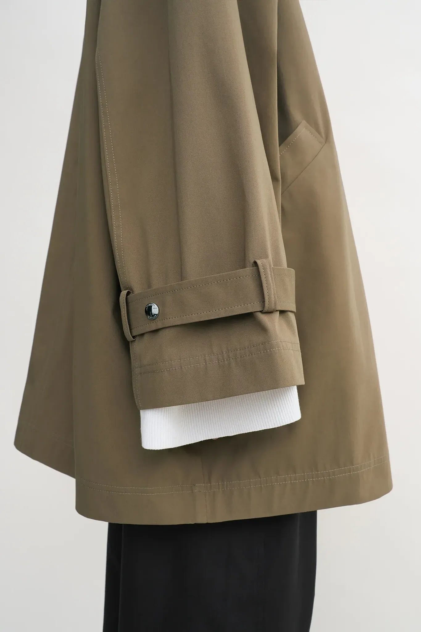 Mantel Oversized Trench Jacket in Hazel