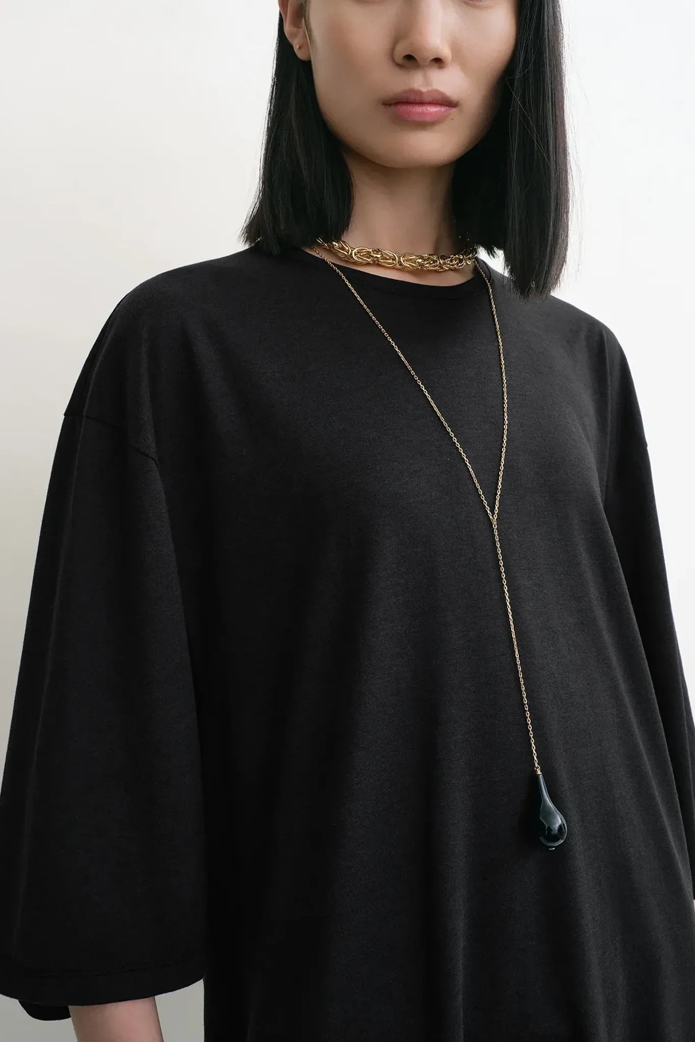 Kleid Relaxed Tee Dress in Black