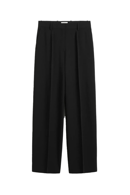 Hose Wide Fluid in Black