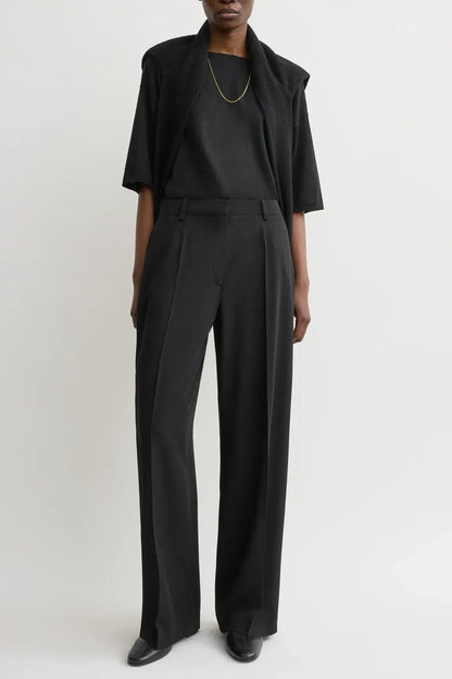 Hose Wide Fluid in Black