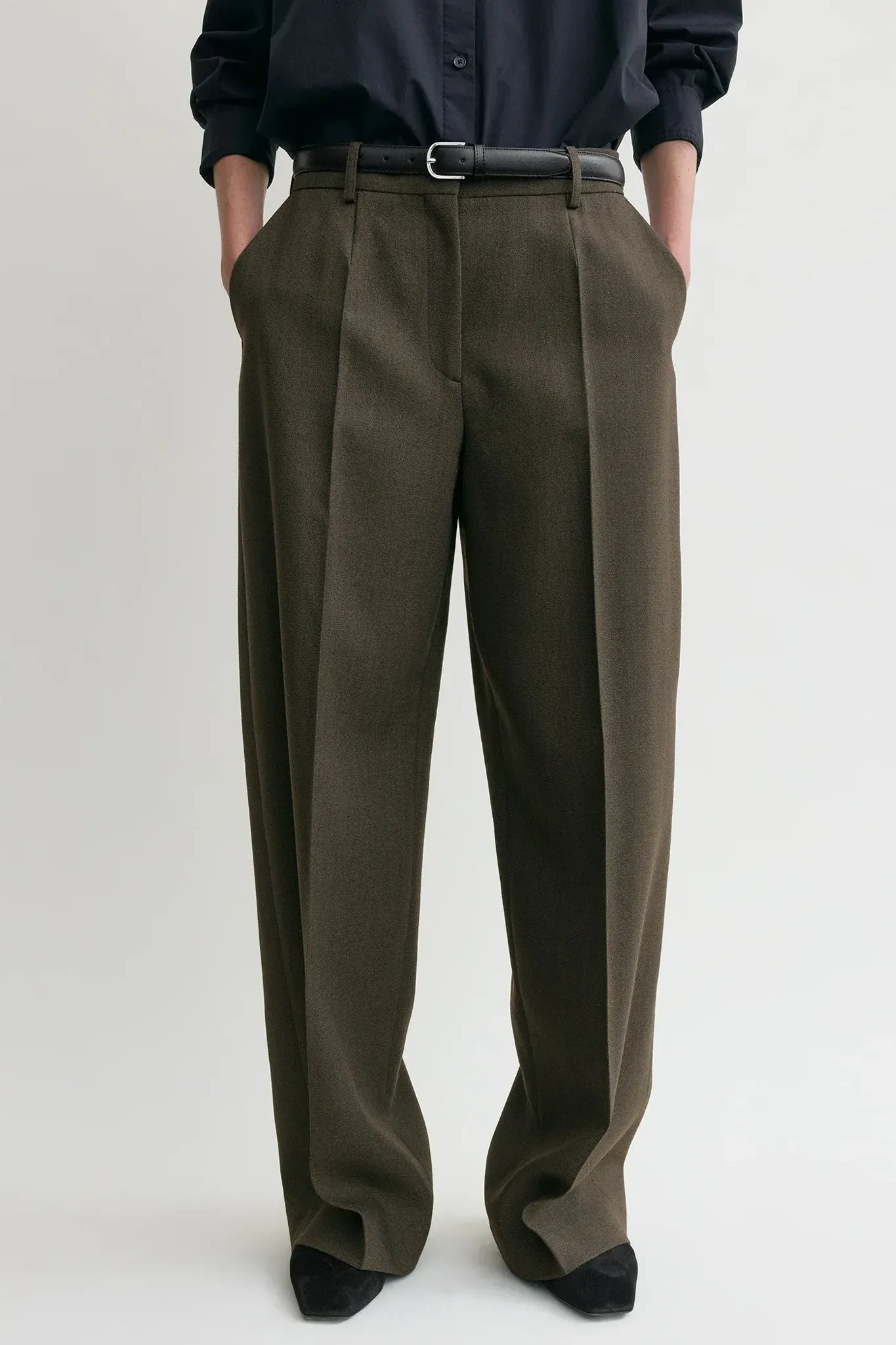 Hose Wide Tailored in Forest