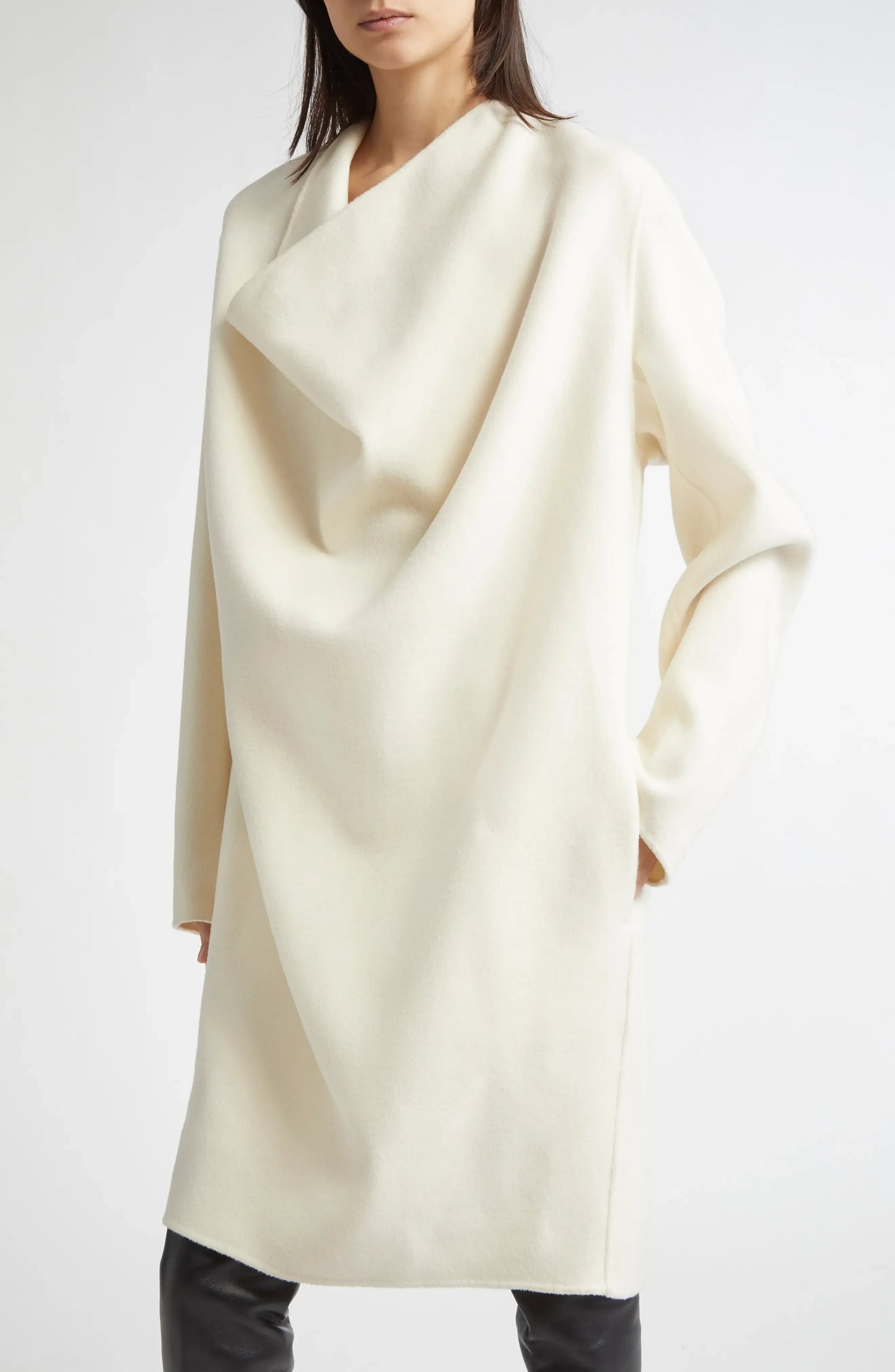 Kleid Cowl Doublé in Winter White