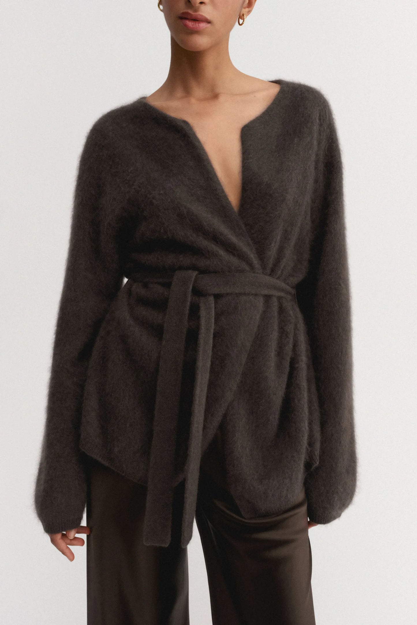 Cardigan Aria in Chocolate