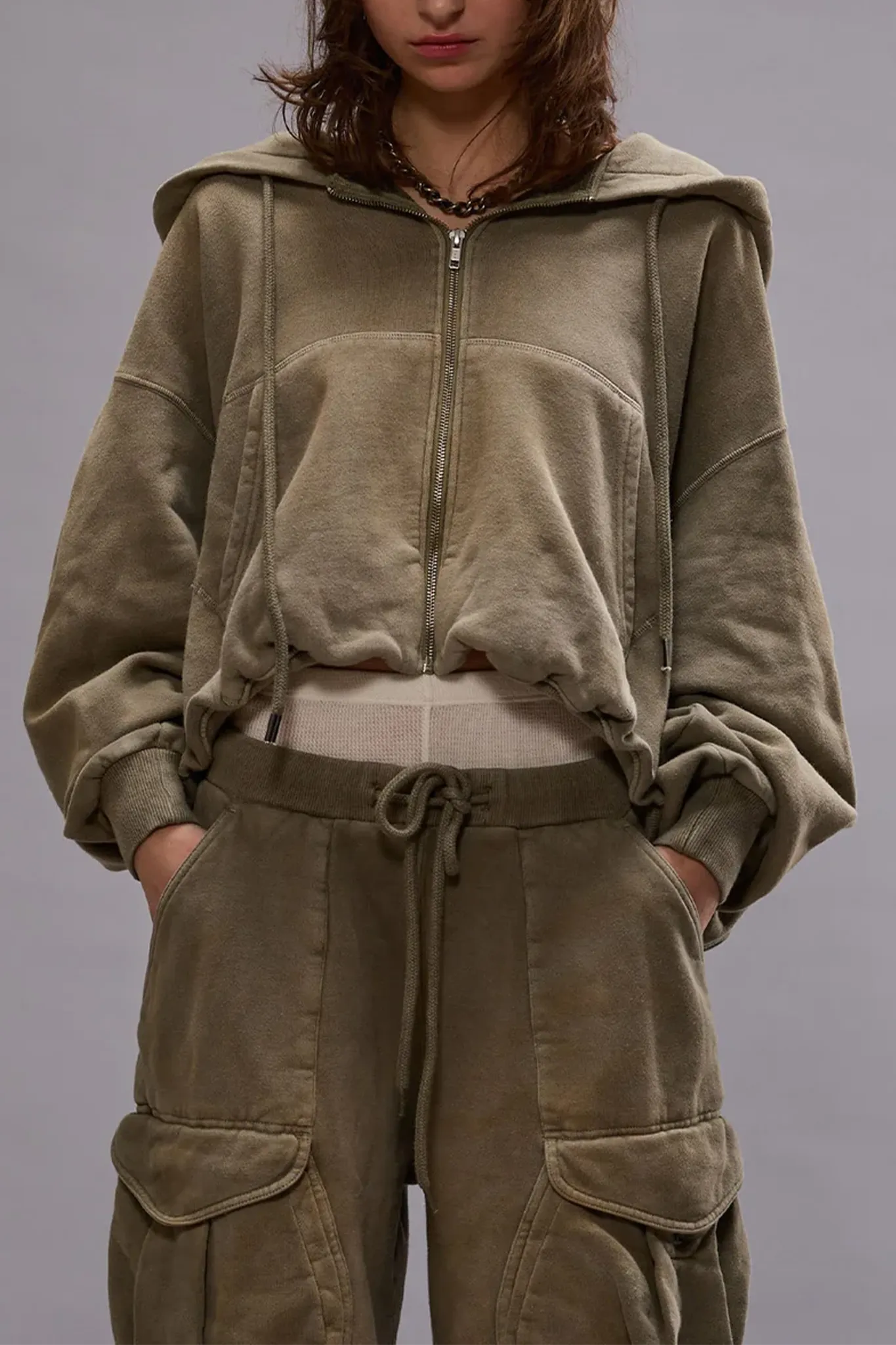 Jacke Balloon Zip-Up Hoodie in Faded Olive