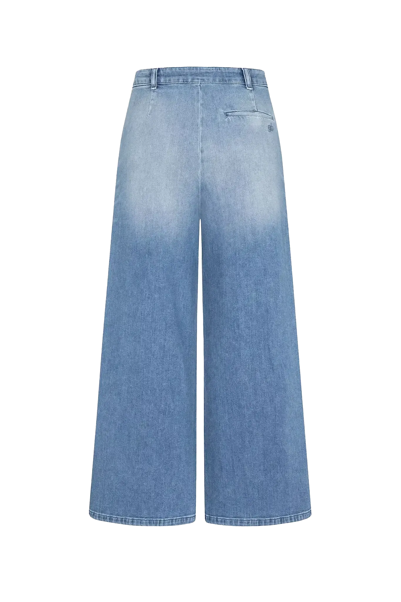 Jeans Rylee in Big Sure Blue.