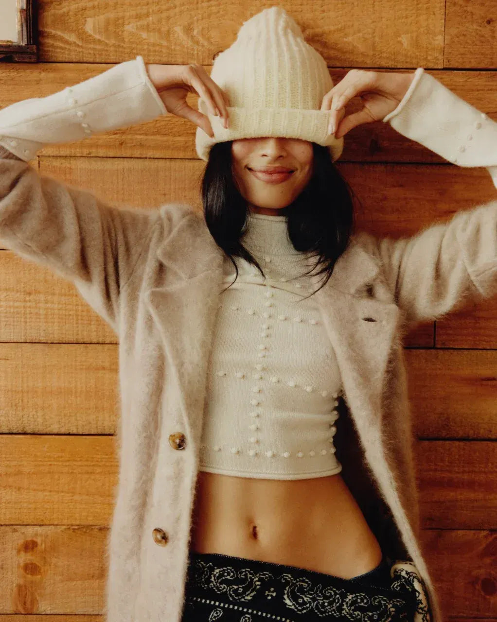 Mantel Grizzly Wash in Taupe