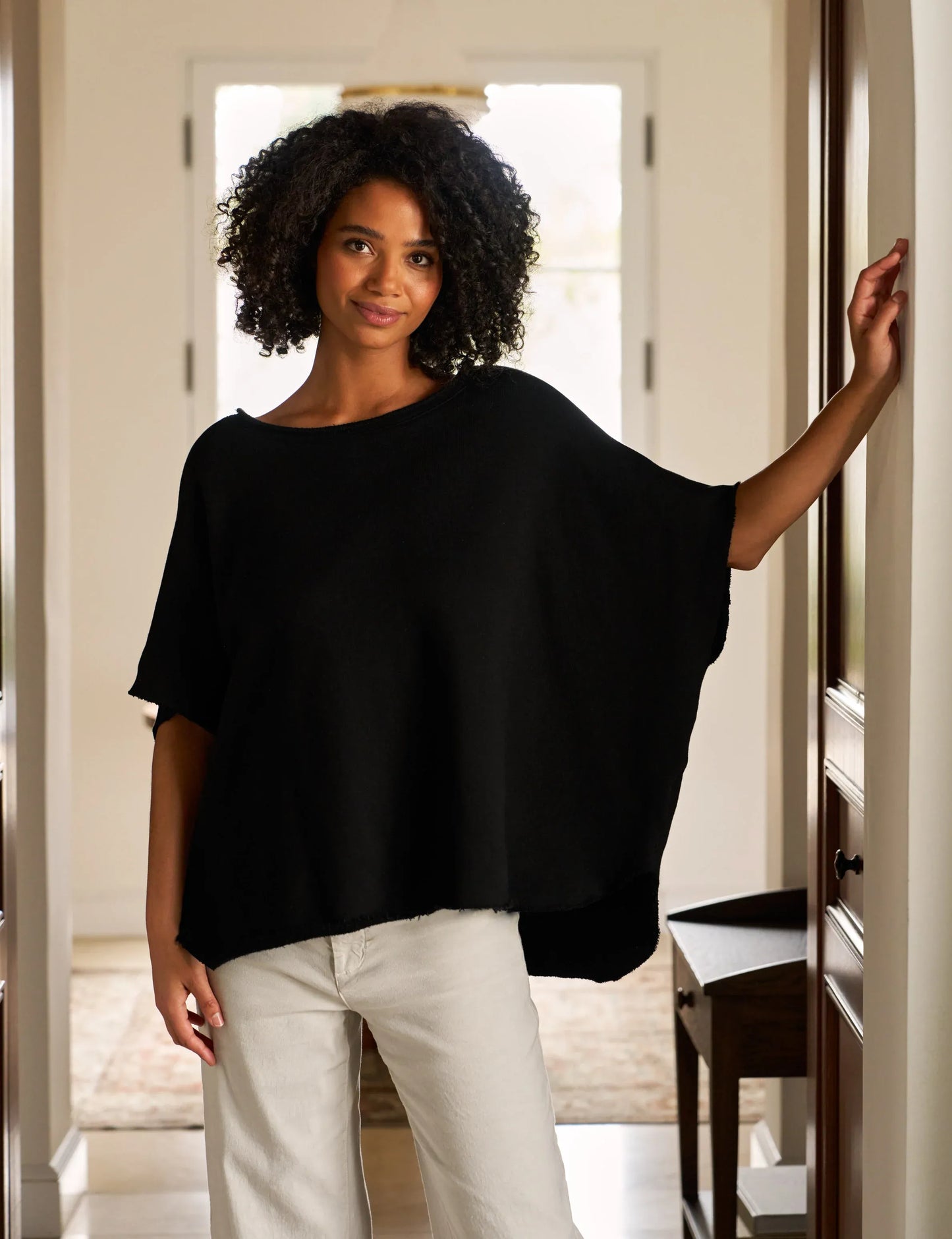 Sweater Capelet Olive in Black