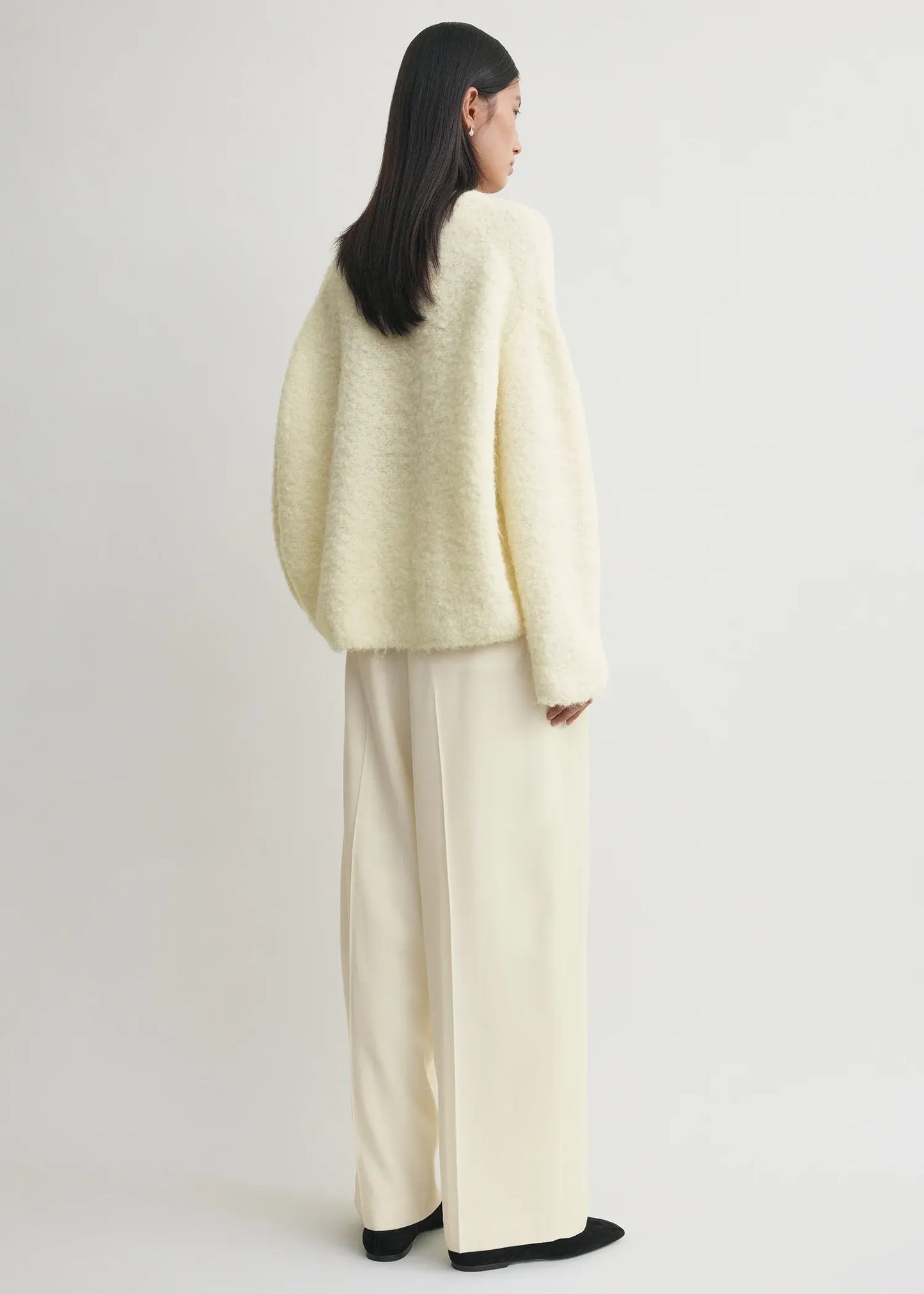 Pullover Boxy Bouclé Knit in Milk