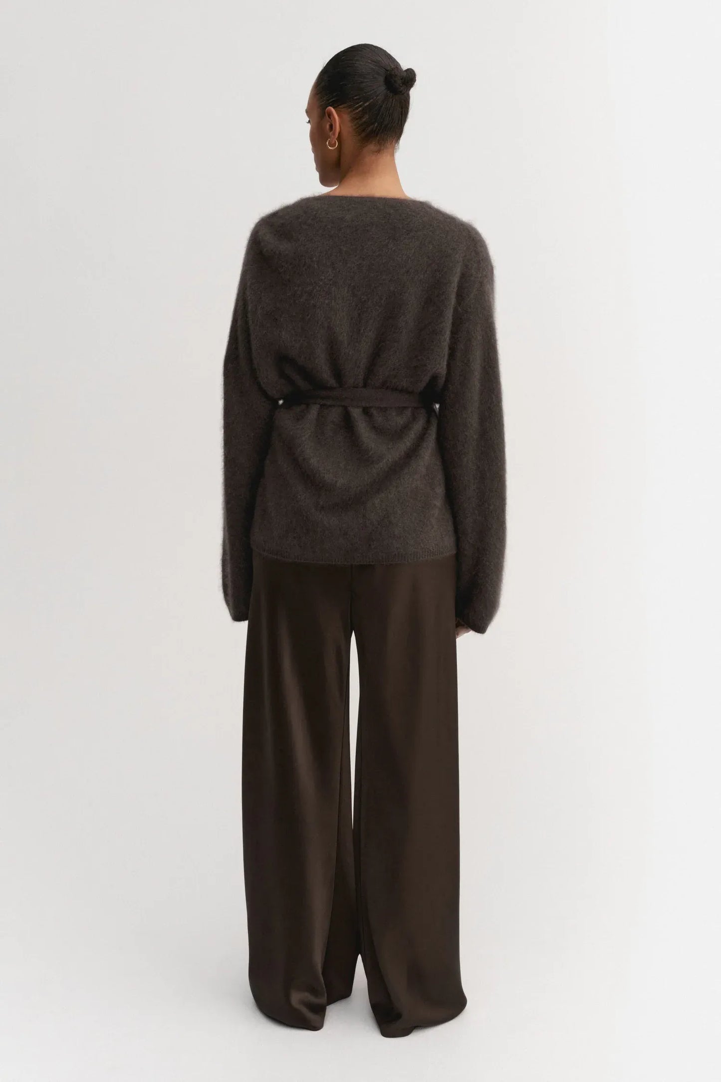 Cardigan Aria in Chocolate