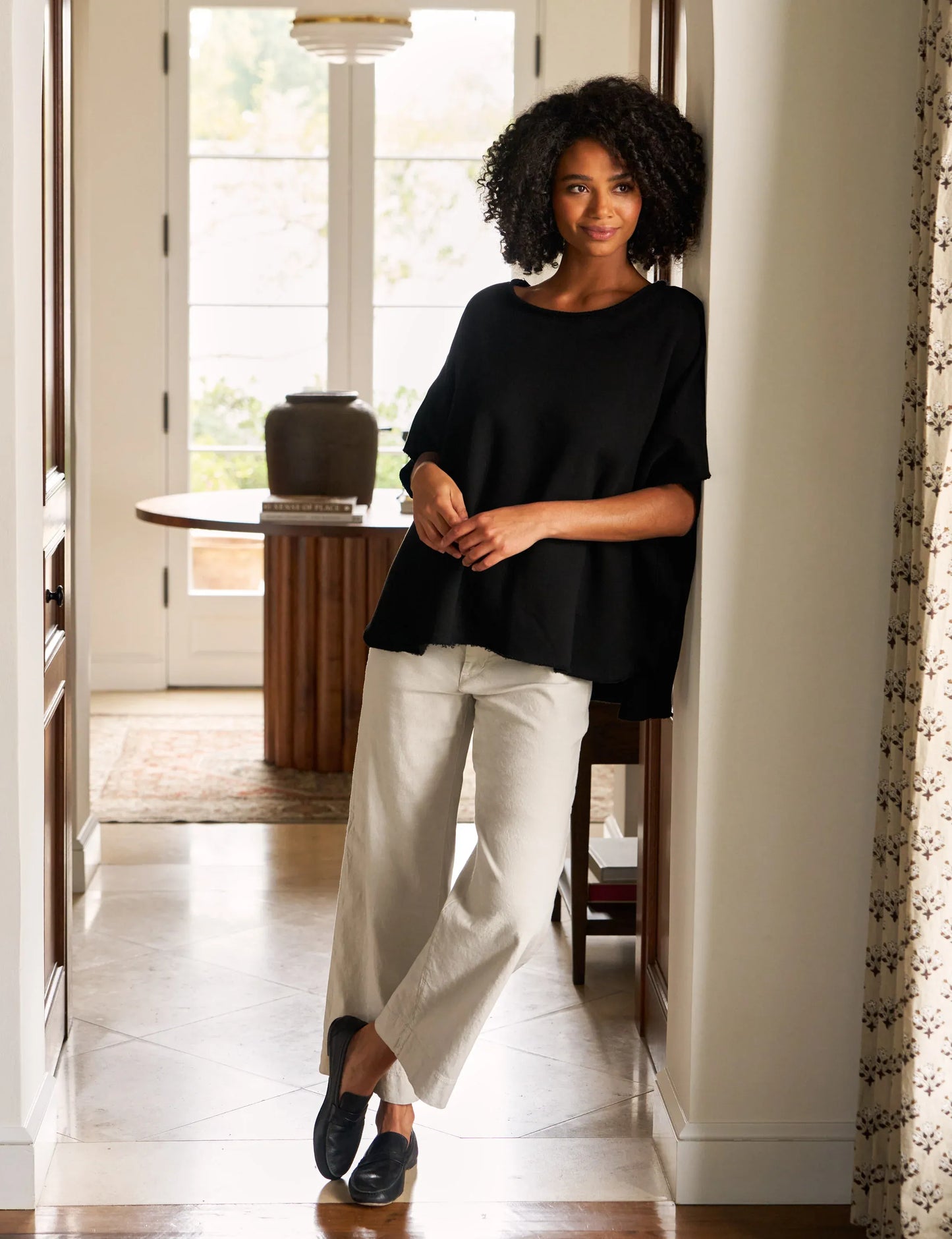 Sweater Capelet Olive in Black