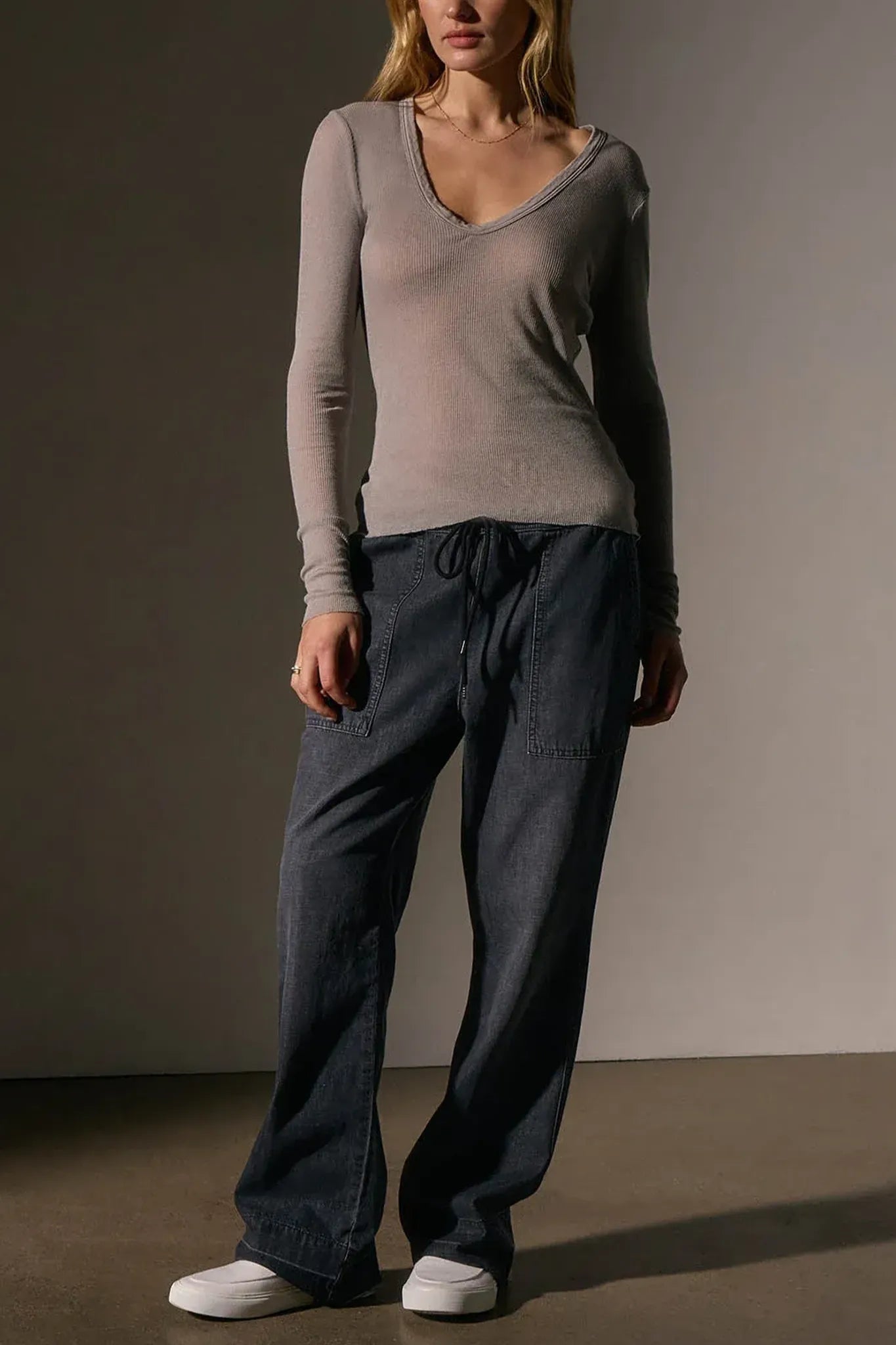 Longsleeve Long Skinny Deep V in Dapple