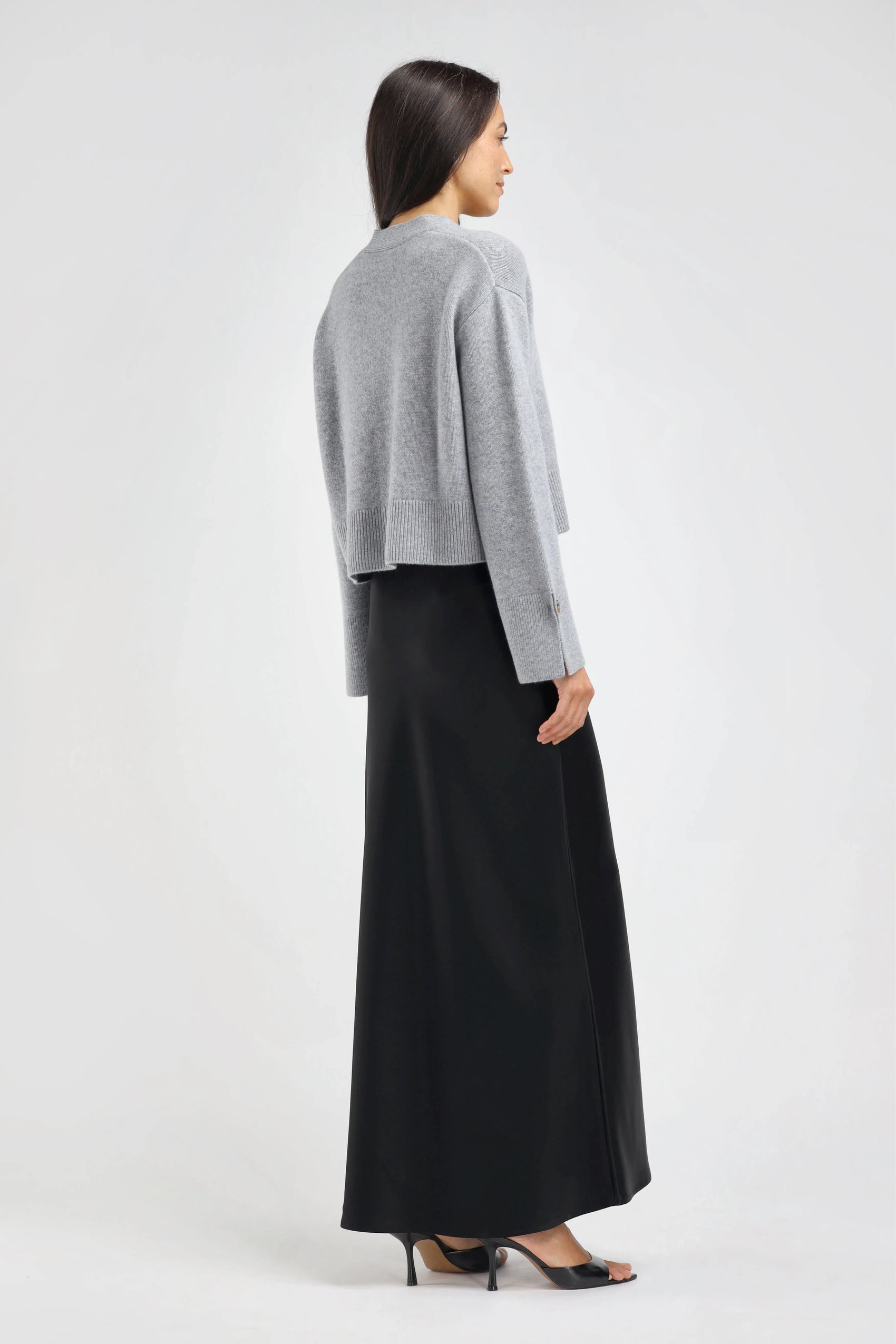 Cardigan Palais in Feline