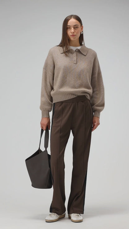 Hose Flores in Brown