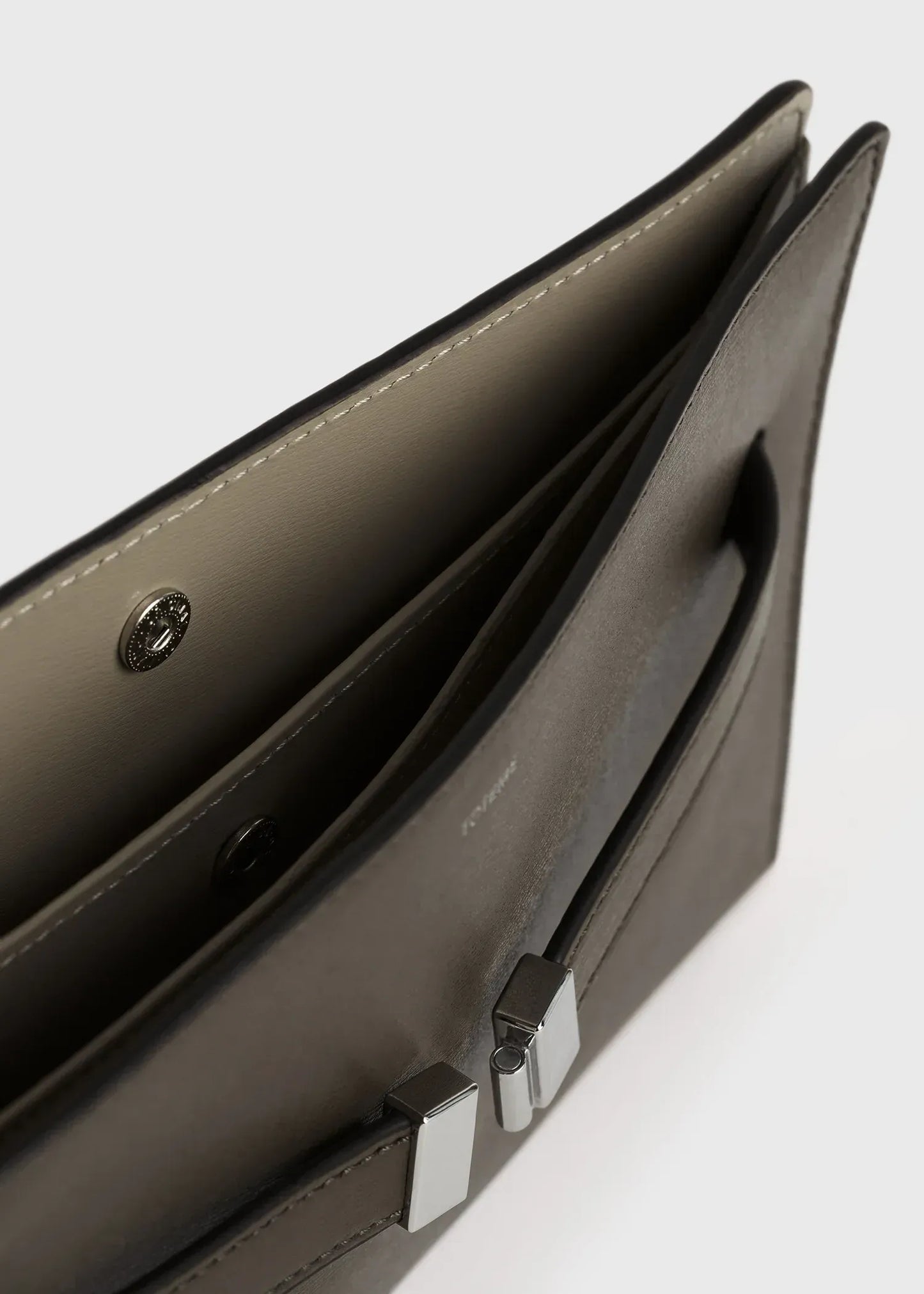 Tasche Belted Leather Cross-Body in Bark